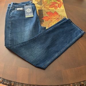American Rag Jeans NWT